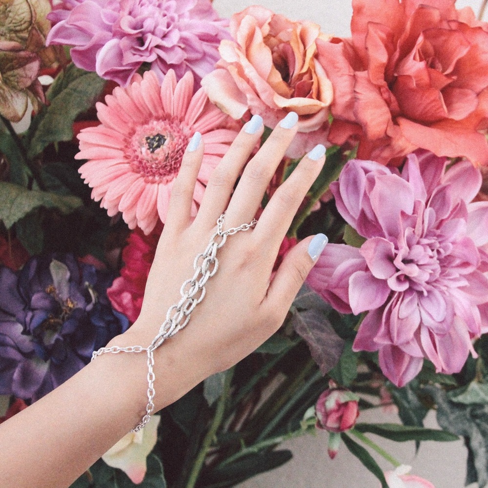 Silver Hand Chain Piece Bracelet
